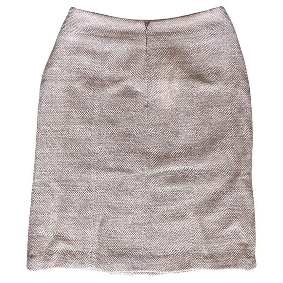Chanel Pink Tweed Knee-Length WoolcSkirt, M/US6/FR38 - Picture 4 of 16